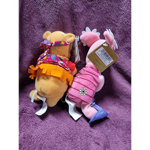 Disney Winnie the Pooh and Piglet Flower Power plush pair - Picture 2 of 2